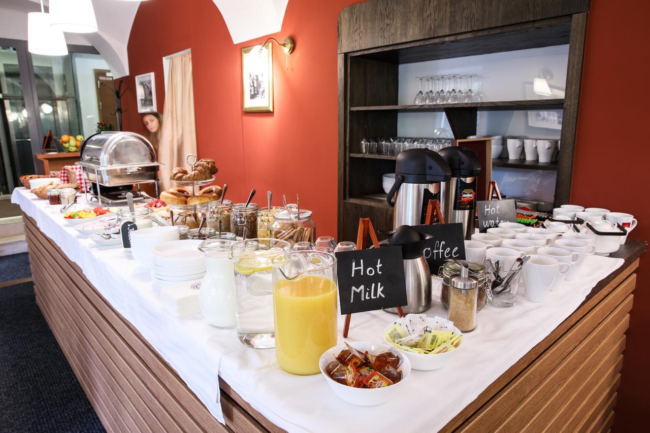 Aplend City Apartments Na Vrsku Bratislava Bagian luar foto