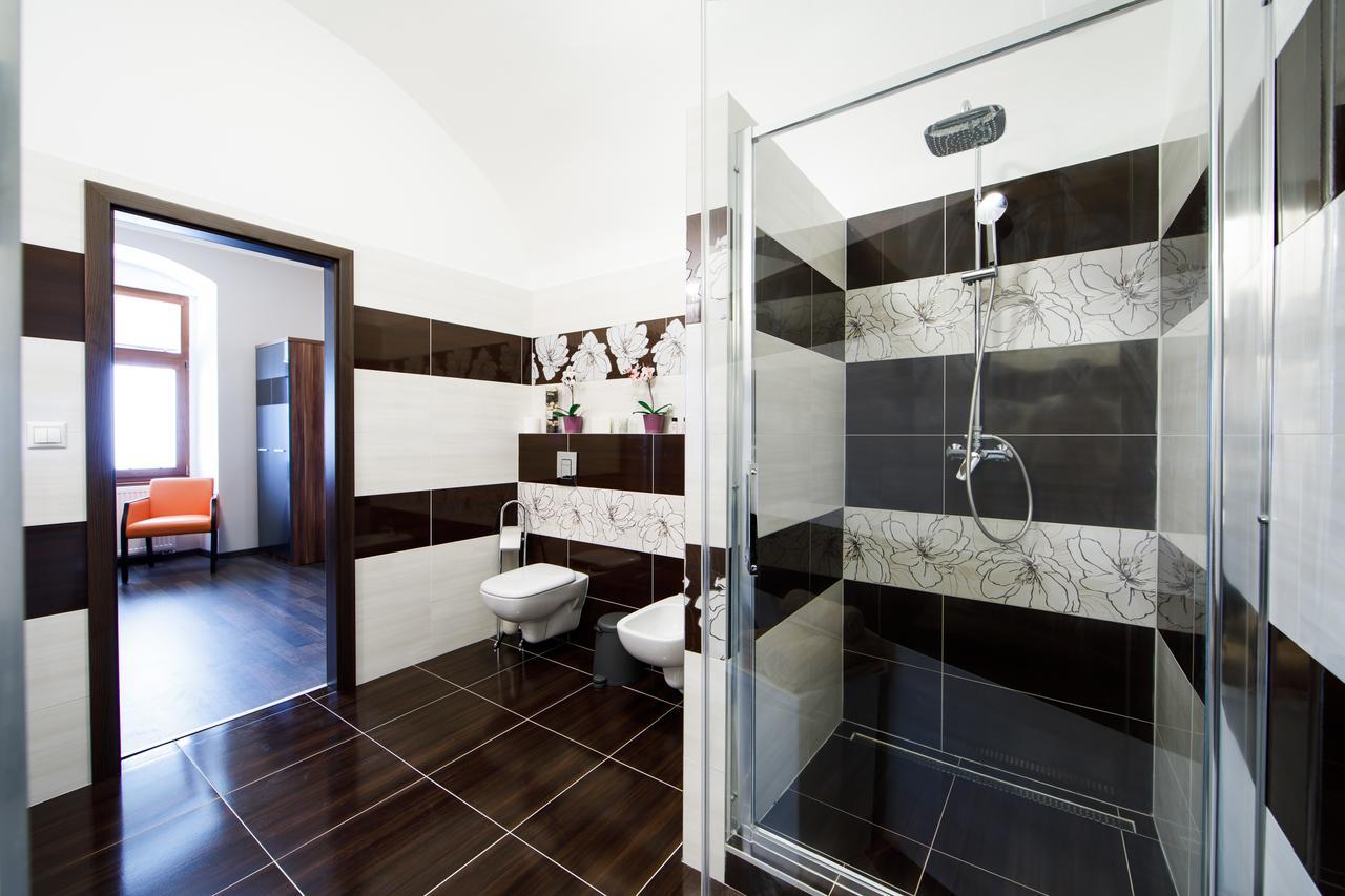 Aplend City Apartments Na Vrsku Bratislava Bagian luar foto